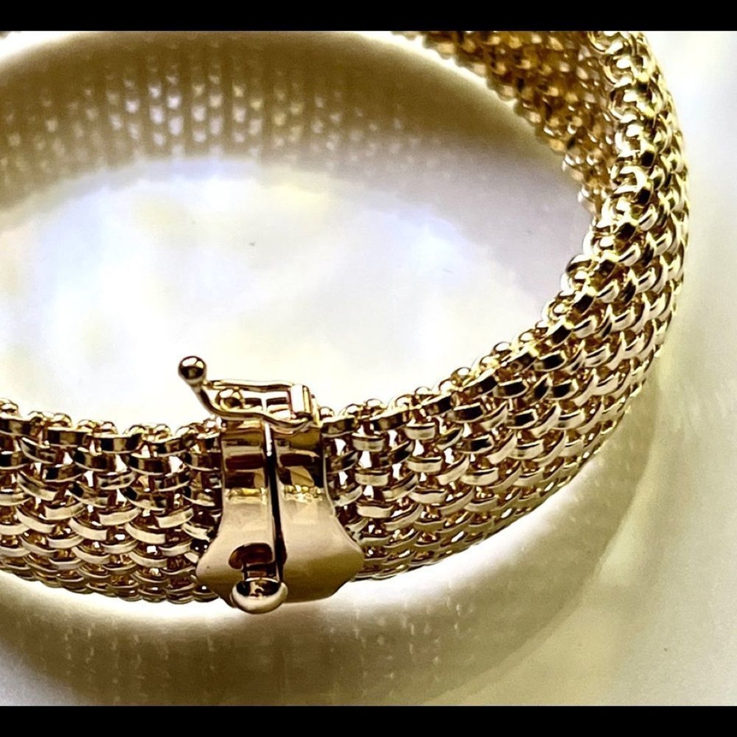 New 14k Gold 7.25in Polished Mesh Bracelet, 18.75mm wide