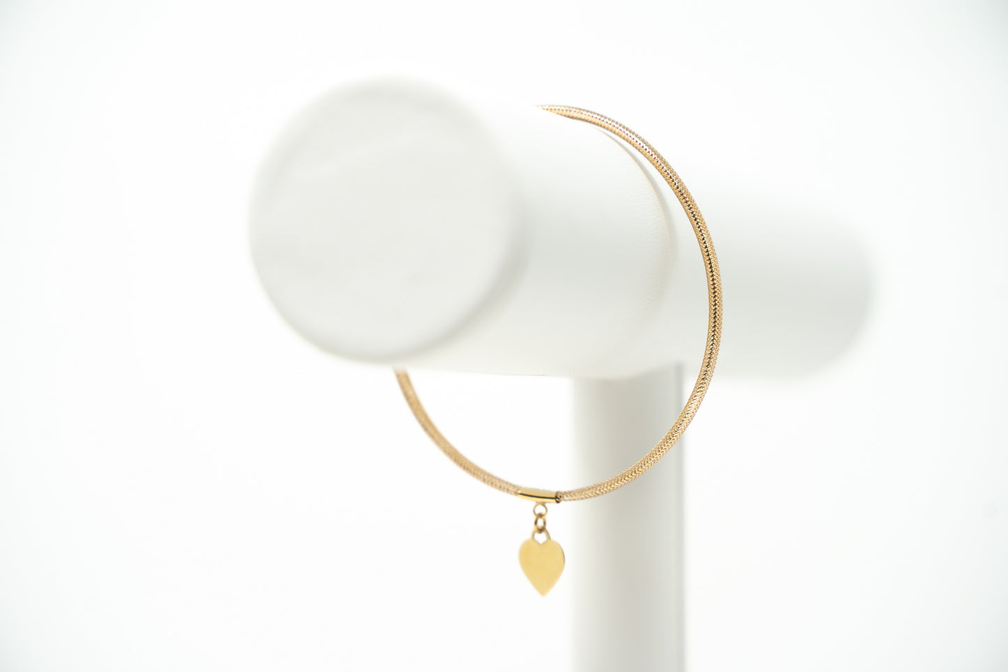 14k Gold Stretch Heart Tag Bracelet