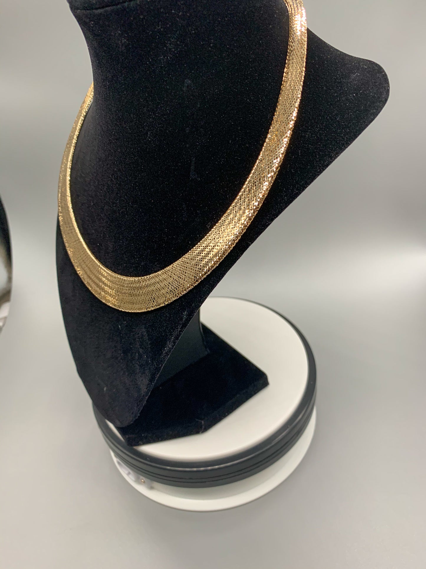 14k Gold Mesh Collar Necklace