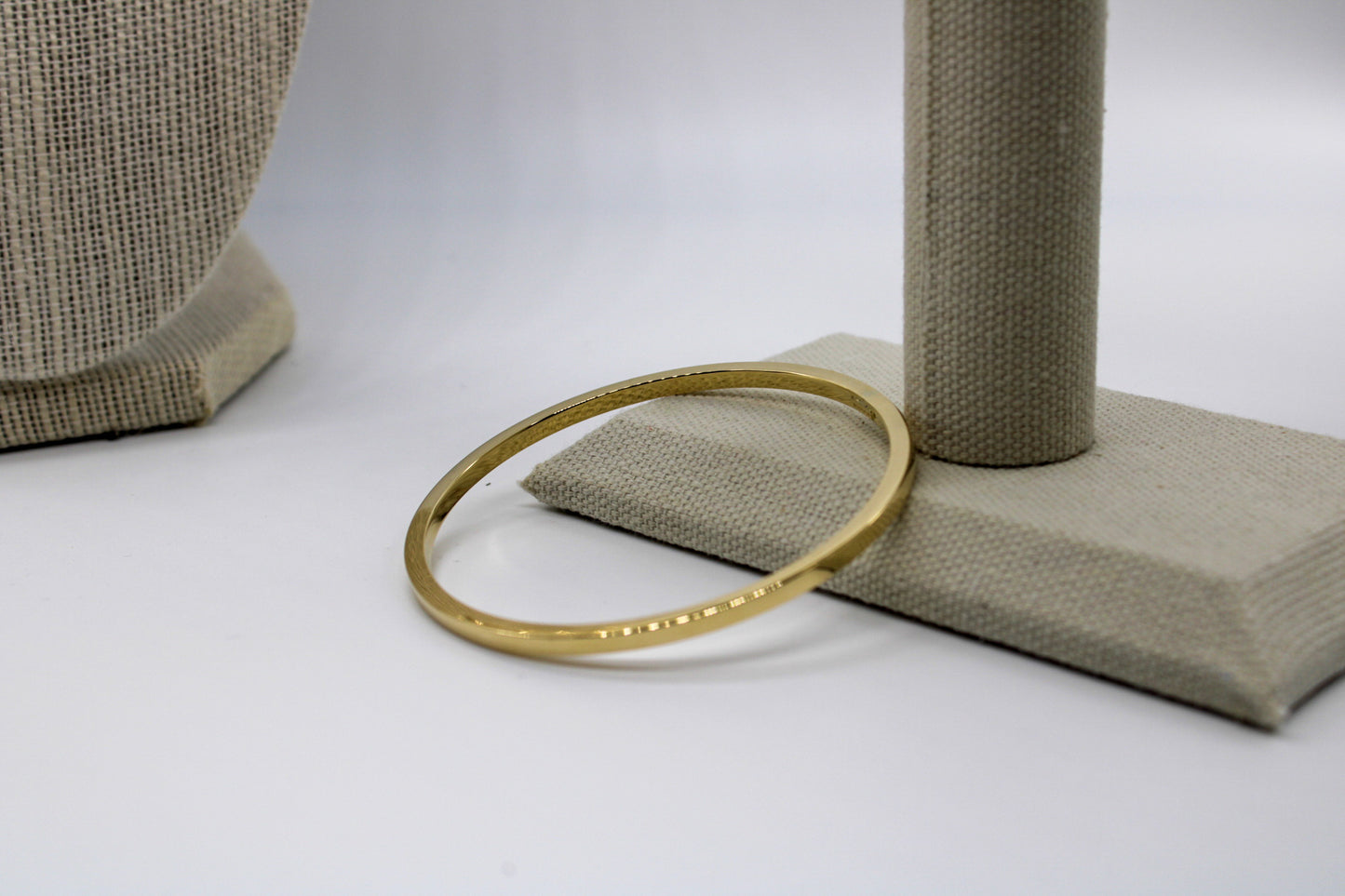 14k Gold Bangle, 3mm wide.