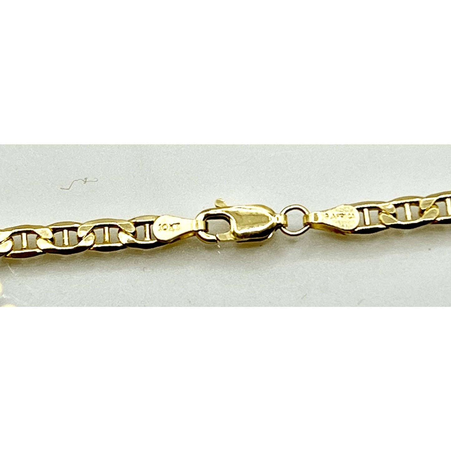 10k Gold Anchor Link Chain- 22 inches long- 4mm wide