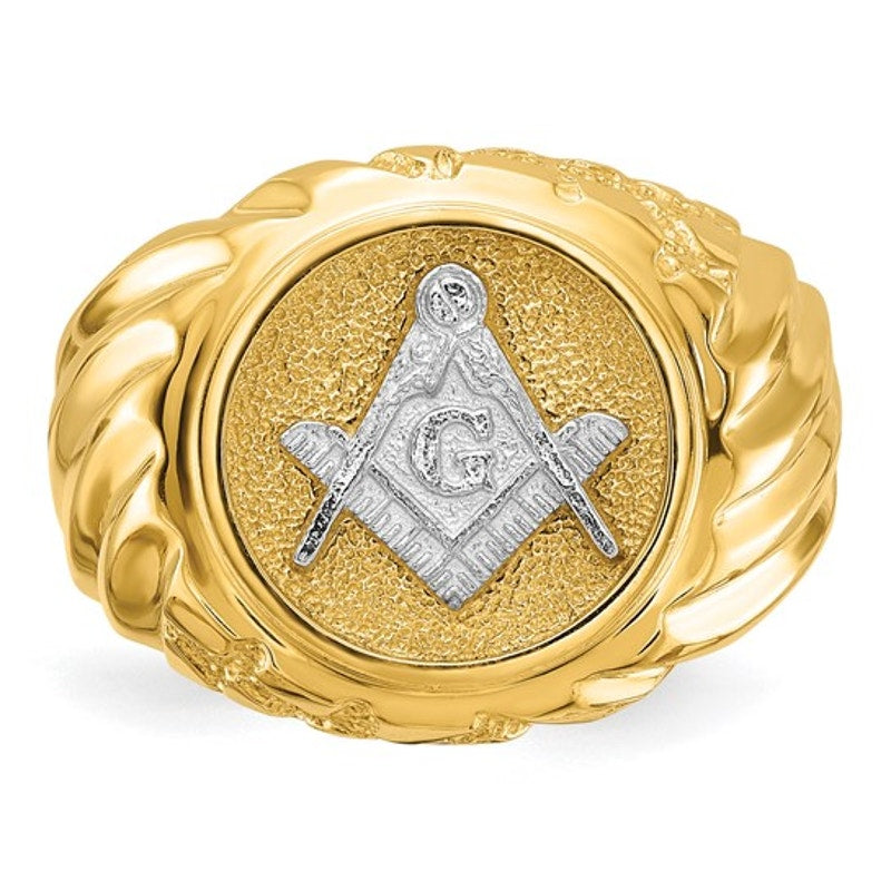 10K Two-Tone Masonic Mens Ring. Size 10 1/2. Ring is sizable