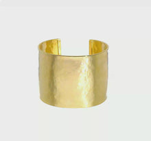 Load and play video in Gallery viewer, 14k Gold Hammered 47mm Cuff Bangle by HERCO
