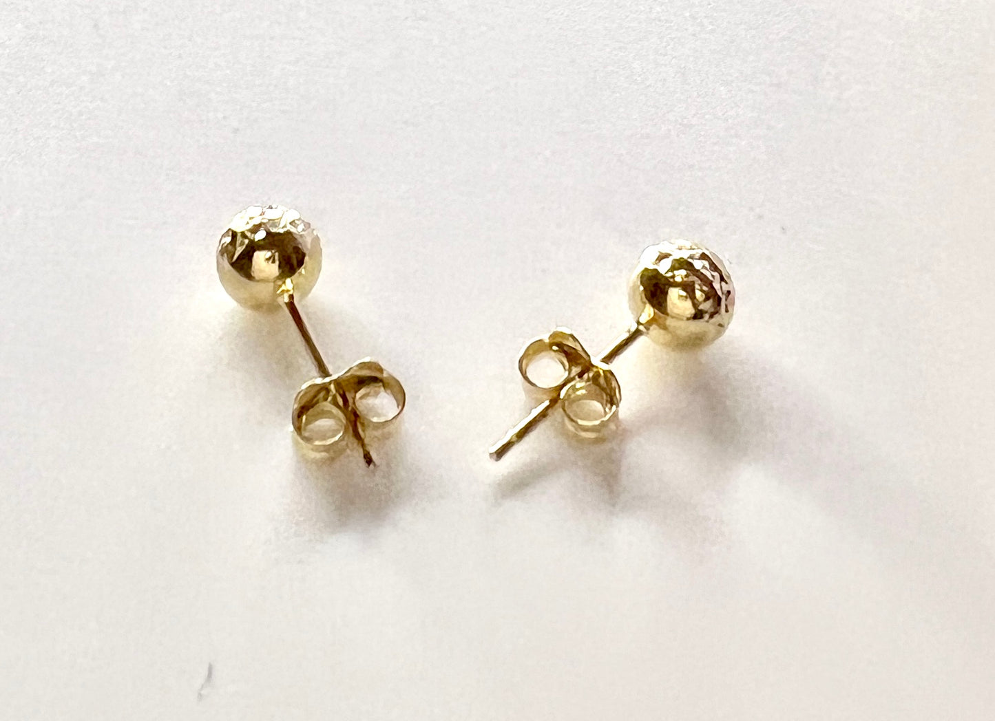 14k Gold Diamond Cut Ball Earrings